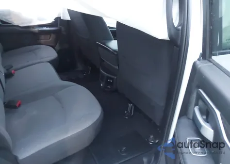 2024 Ram 2500 Big Horn 4X4 6'4 Box from USA, damaged, VIN 3C6UR5DL4RG336372